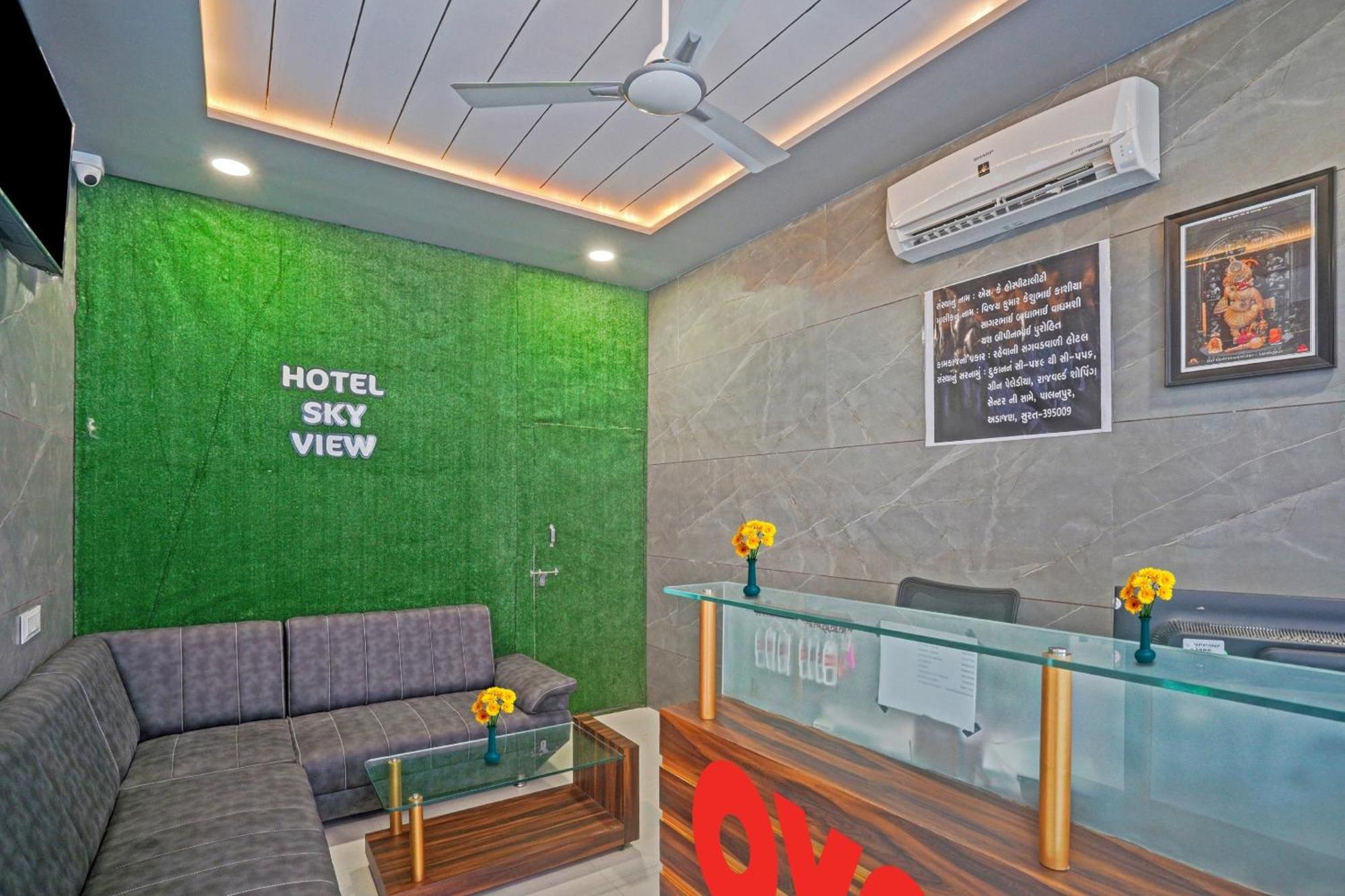 Hotel O Sky View Surat Exterior photo